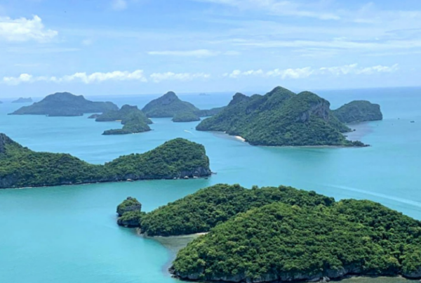 Samui Island Hopping in September-October from Maenam to Ang Thong Marine Park